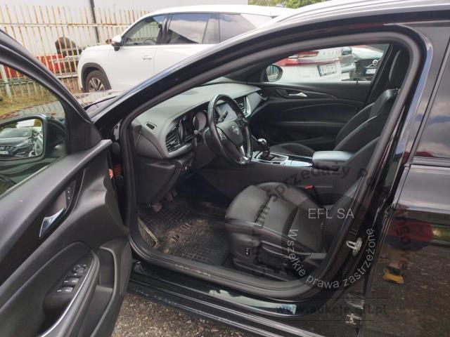 6 - Opel  Insignia  2021r. DW7MN97 Pojazd znajduje się w firmie ARCTOS GROUP sp. z o.o. Al. Krakowska 7, 02-183 Warszawa