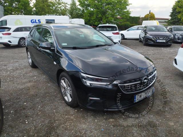 7 - Opel  Insignia  2021r. DW7MN97 Pojazd znajduje się w firmie ARCTOS GROUP sp. z o.o. Al. Krakowska 7, 02-183 Warszawa