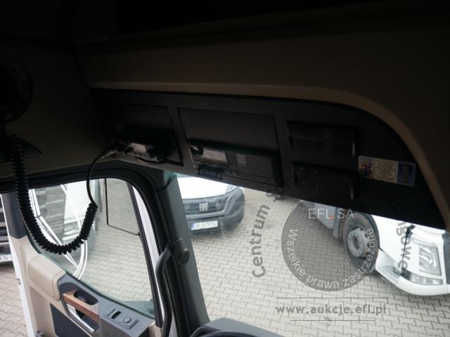 5 - MERCEDES - BENZ ACTROS 2551 BLUETEC 6 6X2 2017r.