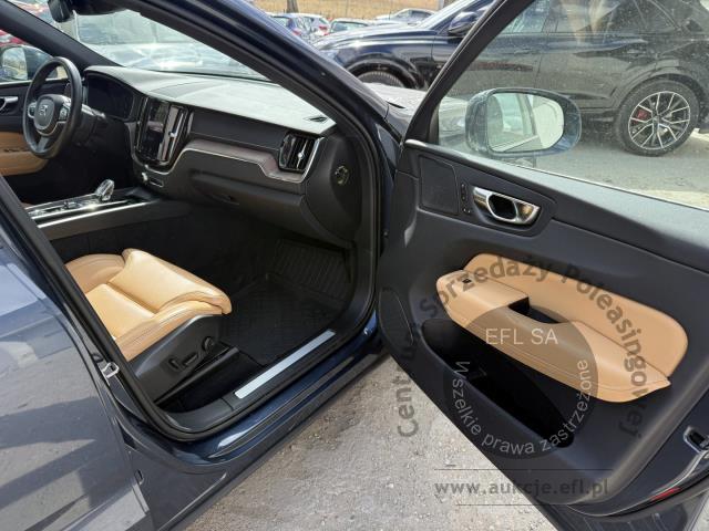 10 - VOLVO XC60 B5 D AWD Inscription aut 2021r. GD751XT Pojazd znajduje się w firmie MDM AUTO sp. z o.o. ul. Morska 78A, 81-225 Gdynia