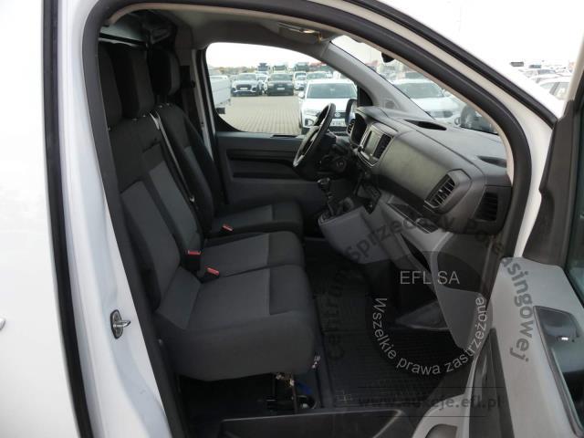 9 - Opel Vivaro 2.0 CDTI Extra Long 3,1 2022r. DW4WL72 Magnice