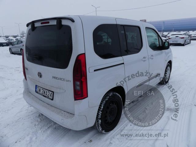 3 - Toyota Proace City Verso 1.5 D-4D 2023r. DW2WA24 Magnice