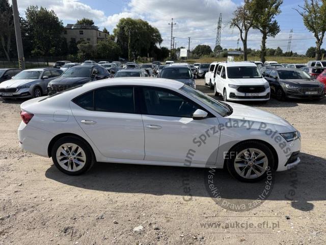 4 - Skoda  Octavia  2022r. WND1803C Pojazd znajduje się w firmie MDM AUTO sp. z o.o. ul. Zawodników 1, 80-729 Gdańsk