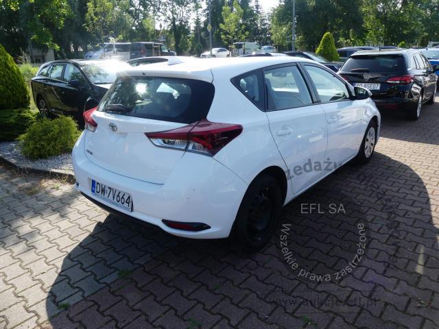 3 - TOYOTA AURIS 1.4 D-4D 90KM ACTIVE  2018r. DW7V664 WW435YR UWAGA!! Pojazd znajduje się w firmie AUTO MOTO CENTRUM sp. z o.o. ul. Ostrowska 328 (przy Trasie Katowickiej) 61-312 Poznań