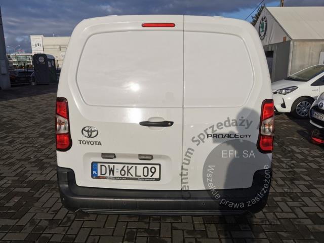 5 - Toyota Proace City 1.5 D-4D Standard  2020r. DW6KL09 UWAGA!! Pojazd znajduje się w lokalizacji: Janki, Al. Krakowska 52, 05-090 Janki
