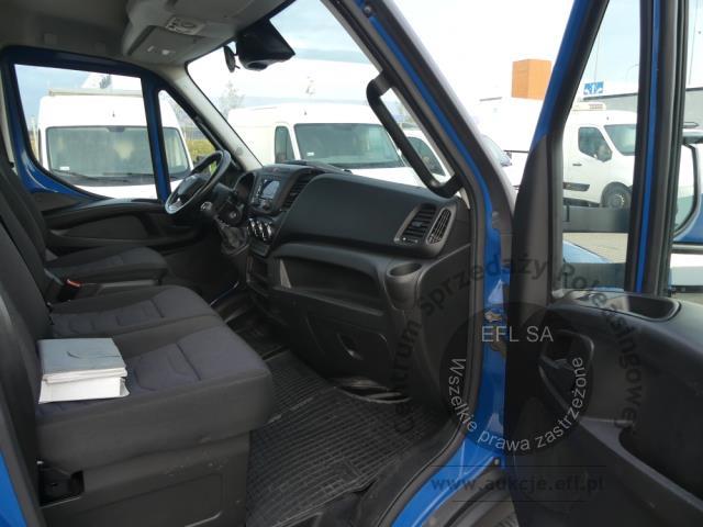 8 - IVECO / ROMCAR DAILY 50C/35 3.0 180KM 2021r.
