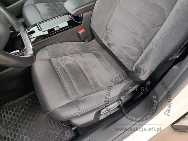 12 - CITROEN C4 X 1.2 PT 130 EAT8 SHINE 2023r.
