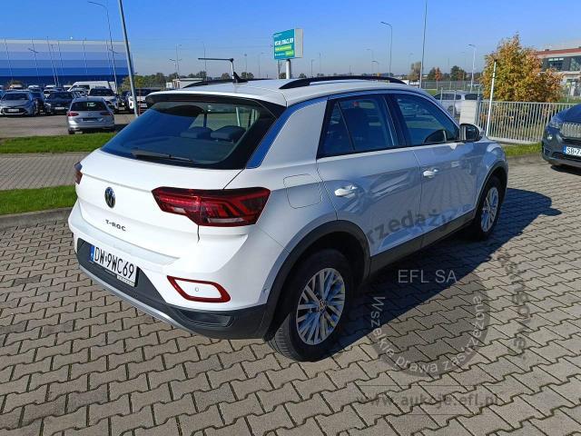 3 - Volkswagen T-ROC 1.5 TSI Life 2023r. DW9WC69 Pojazd znajduje się w firmie MDM AUTO sp. z o.o. ul. Zawodników 1, 80-729 Gdańsk