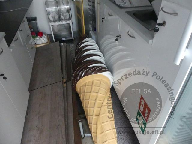 6 - Przyczepa gastronomiczna "LODY GOFRY" NIEWIADÓW B3500 2022r.