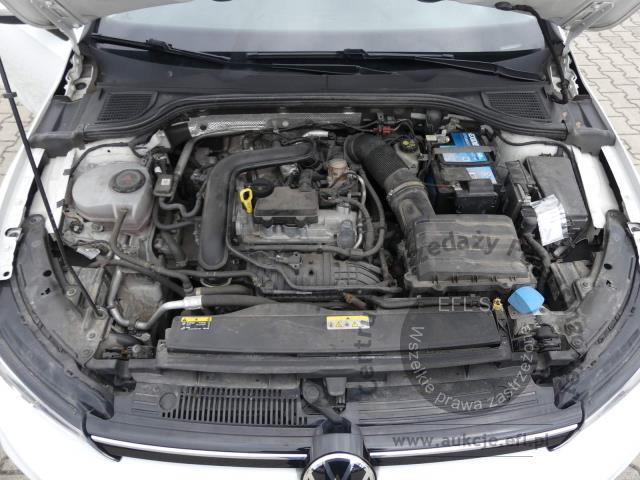 3 - VOLKSWAGEN GOLF 1.0 ETSI 110KM MHEV 2020r.