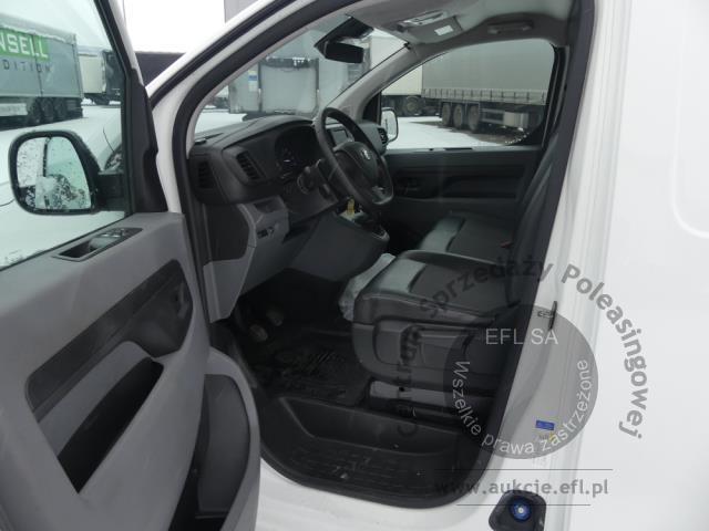 8 - Toyota ProAce Proace 2.0 D-4D Long 3,1t 2022r. DW1TM20 Magnice