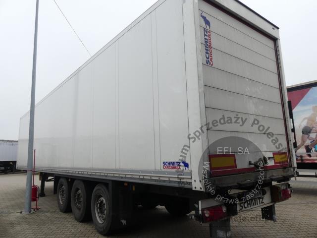 7 - SCHMITZ CARGOBULL SCB S3B SKO 24L FP25 2021r.