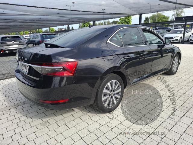 4 - Skoda Superb 2.0 TDI SCR Style DSG 2023r. SK937YC Pojazd znajduje się w firmie AACAR sp. z o.o. Kasztanowa 5, 32-400 Jawornik