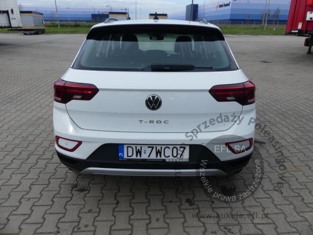 3 - Volkswagen T-ROC 1.5 TSI Life Hatchback 2023r. DW7WC07 Pojazd znajduje się w firmie MDM AUTO sp. z o.o. ul. Zawodników 1, 80-729 Gdańsk