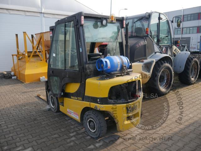 2 - WÓZEK WIDŁOWY YALE GLP25VX F2170 2008r.