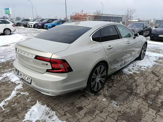 4 - Volvo S90 B5 D AWD Inscription aut 2022r. DW3SC41 Magnice