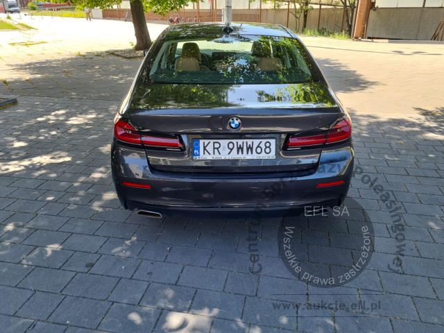 4 - BMW 520i mHEV aut 2021r. KR9WW68 Pojazd znajduje się w firmie MDM AUTO sp. z o.o. ul. Zawodników 1, 80-729 Gdańsk