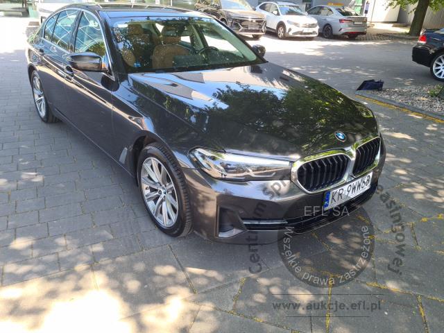6 - BMW 520i mHEV aut 2021r. KR9WW68 Pojazd znajduje się w firmie MDM AUTO sp. z o.o. ul. Zawodników 1, 80-729 Gdańsk