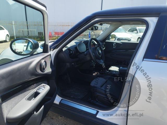 7 - MINI Clubman Cooper aut 2023r. WZ256GF Pojazd znajduje się w firmie ARCTOS GROUP sp. z o.o. Al. Krakowska 7, 02-183 Warszawa