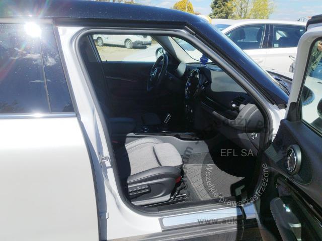10 - MINI Clubman Cooper aut 2023r. WZ256GF Pojazd znajduje się w firmie ARCTOS GROUP sp. z o.o. Al. Krakowska 7, 02-183 Warszawa
