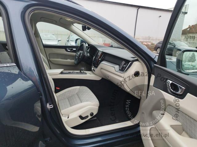 10 - Volvo XC 60 B4 D Core aut  2022r. WZ351FT  Pojazd znajduje się w firmie ARCTOS GROUP sp. z o.o. Al. Krakowska 7, 02-183 Warszawa