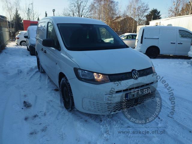 5 - Volkswagen Caddy Cargo 2.0 TDI 2022r. DW8UR13 Pojazd znajduje się w firmie ARCTOS GROUP sp. z o.o. Al. Krakowska 7, 02-183 Warszawa