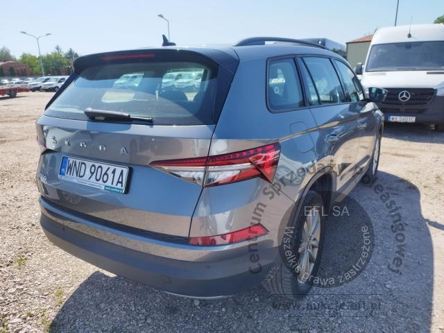 5 - Skoda Kodiaq 2.0 TDI 4x2 Ambition DS 2022r. WND9061A Pojazd znajduje się w firmie ARCTOS GROUP sp. z o.o. Al. Krakowska 7, 02-183 Warszawa