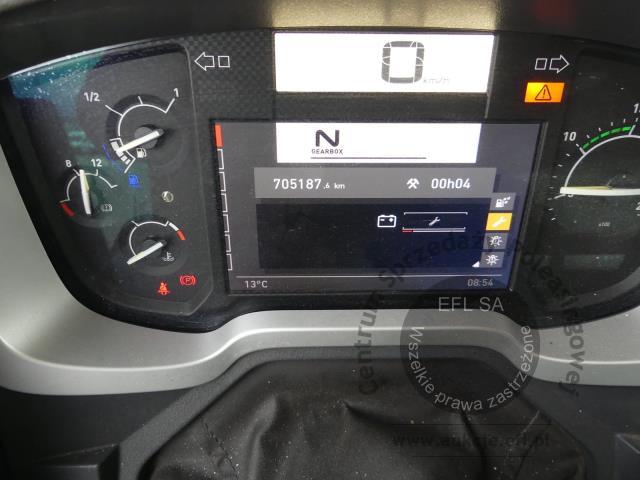 11 - RENAULT T 480 COMFORT 4X2 AUTOMAT 2017r.