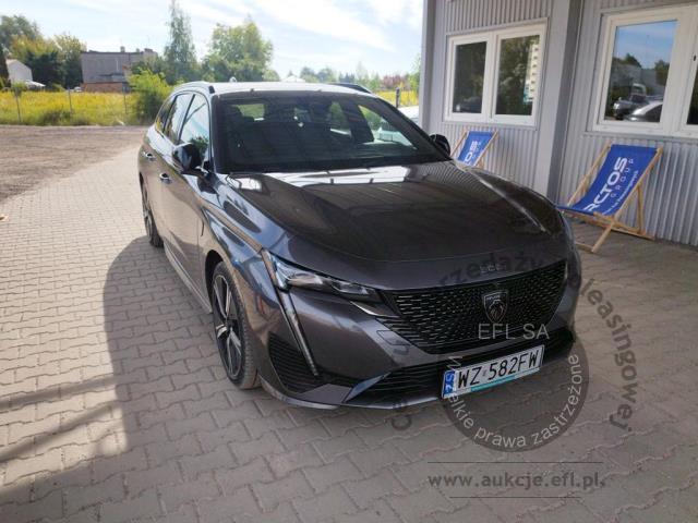 3 - Peugeot  308  2023r. WZ582FW Pojazd znajduje się w firmie ARCTOS GROUP sp. z o.o. Al. Krakowska 7, 02-183 Warszawa