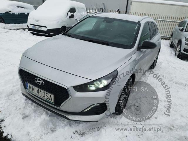 1 - Hyundai i30 1.6 D Comfort DCT Kombi  2019r. WW410SA Pojazd znajduje się w firmie ARCTOS GROUP sp. z o.o. Al. Krakowska 7, 02-183 Warszawa