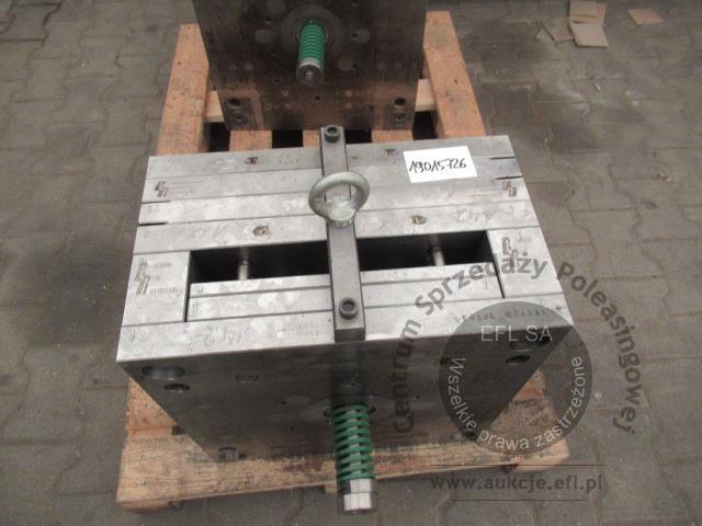 3 - Forma wtryskowa F-142 Ramka serii Oval