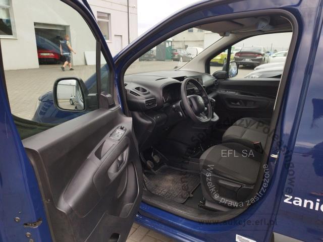 8 - Citroen Berlingo Van 1.5 BlueHDi M Clu 2021r. WW526SM UWAGA!! Pojazd znajduje się w lokalizacji: Warszawa, Al. Krakowska 7, 02-183 Warszawa