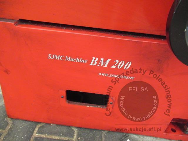 13 - Pionowa frezarko wytaczarka SJMC Machine Tools  2025r.