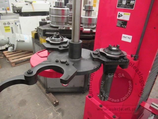 3 - Pionowa frezarko wytaczarka SJMC Machine Tools  2025r.
