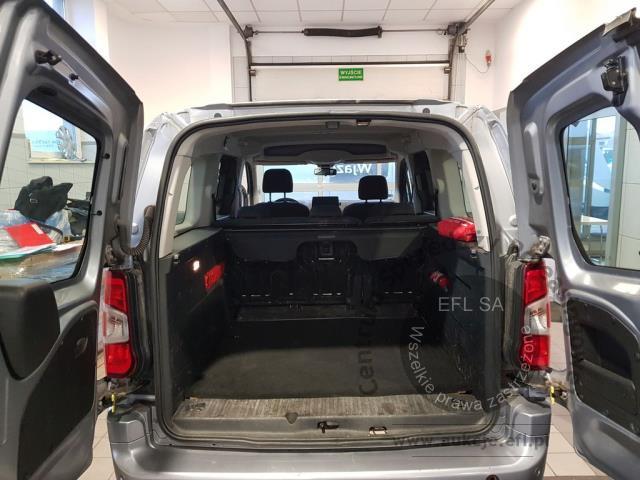 10 - Opel Combo Life XL 1.5 CDTI Enjoy S&amp;S Kombi 2020r. KR1SK61 UWAGA!! Pojazd znajduje się w lokalizacji: Janki, Al. Krakowska 52, 05-090 Janki