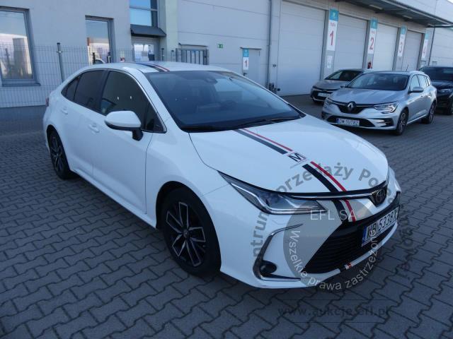 2 - TOYOTA COROLLA 1.5 VVTI SEDAN 2022r.