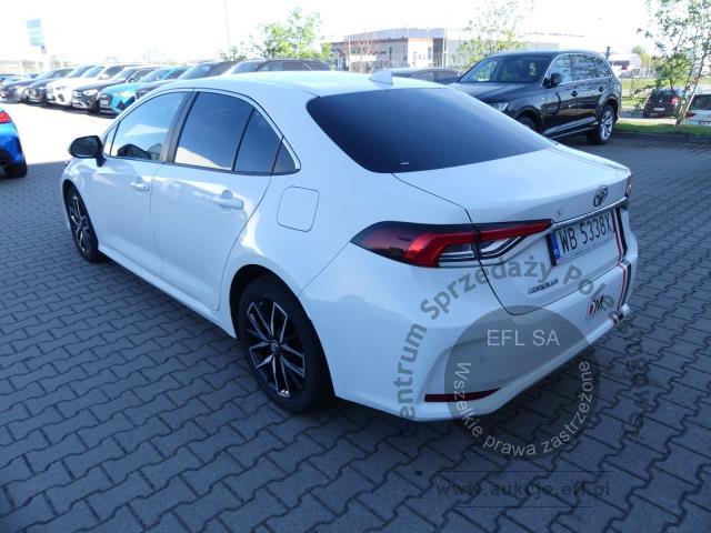 4 - TOYOTA COROLLA 1.5 VVTI SEDAN 2022r.