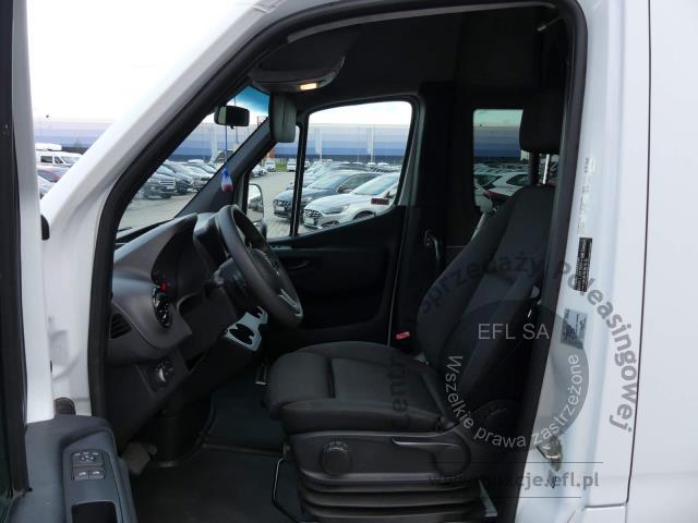 8 - MERCEDES - BENZ SPRINTER 2.0 417 CDI 170KM 2020r.