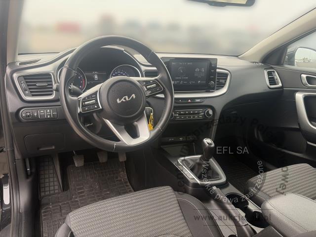 13 - EFL FINANCE KIA CEED 1.0 T-GDI 120KM HATCHBACK 2022r.