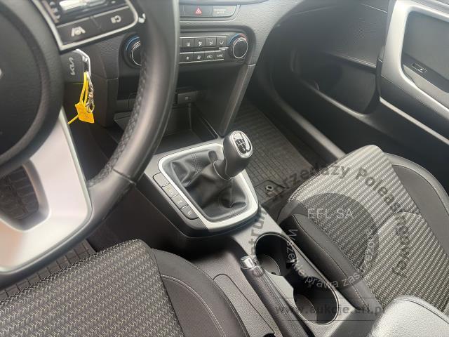 10 - EFL FINANCE KIA CEED 1.0 T-GDI 120KM HATCHBACK 2022r.