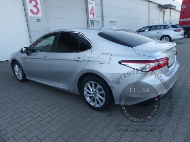 10 - TOYOTA CAMRY 2.5 HYBRID E-CVT 2020r.