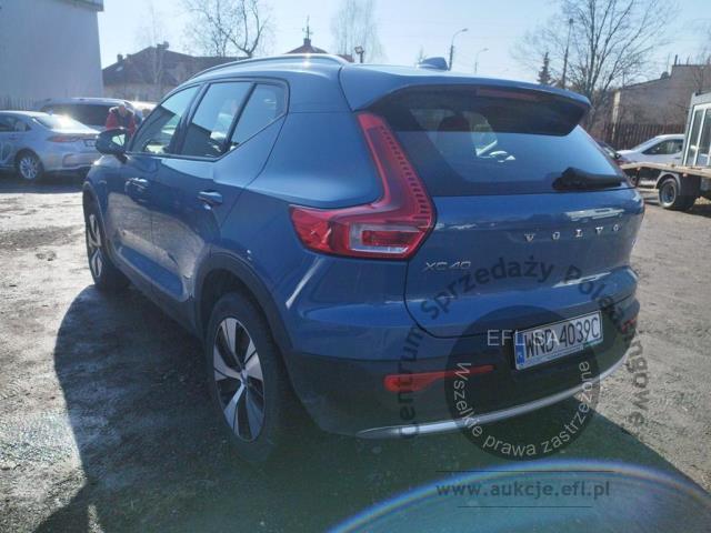 2 - Volvo XC40 B3 Core WND4039C Pojazd znajduje się w firmie ARCTOS GROUP sp. z o.o. Al. Krakowska 7, 02-183 Warszawa