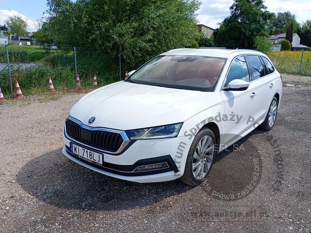 1 - SKODA Octavia 2.0 TDI 4x4 Style DSG 2021r. WI718LJ Pojazd znajduje się w firmie ARCTOS GROUP sp. z o.o. Al. Krakowska 7, 02-183 Warszawa