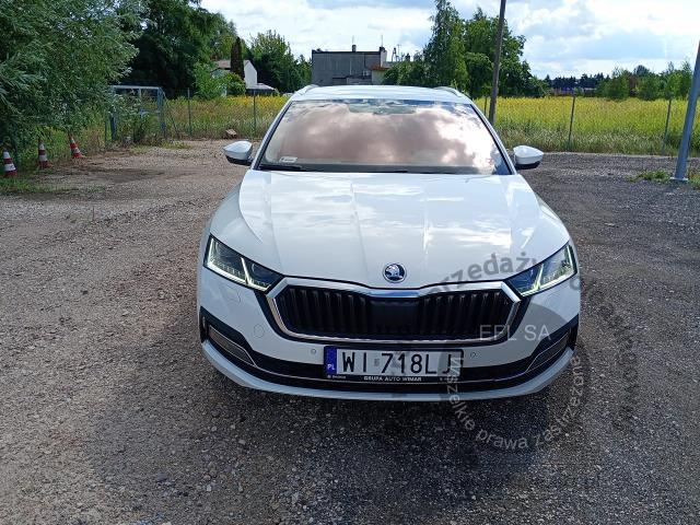 2 - SKODA Octavia 2.0 TDI 4x4 Style DSG 2021r. WI718LJ Pojazd znajduje się w firmie ARCTOS GROUP sp. z o.o. Al. Krakowska 7, 02-183 Warszawa