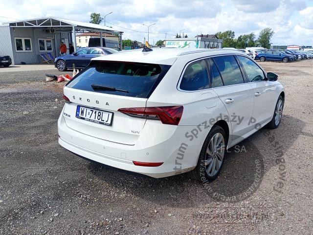 4 - SKODA Octavia 2.0 TDI 4x4 Style DSG 2021r. WI718LJ Pojazd znajduje się w firmie ARCTOS GROUP sp. z o.o. Al. Krakowska 7, 02-183 Warszawa