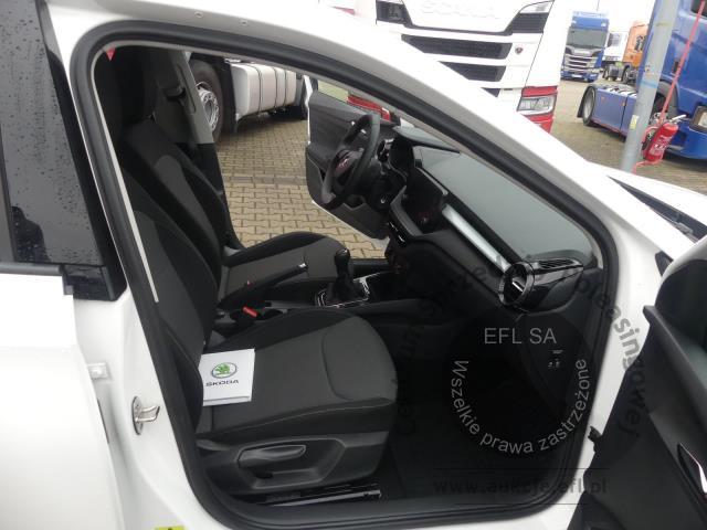 10 - Skoda FABIA 1.0 AMBITION HATCHBACK 2023r. DW3WK61 Magnice