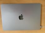 Komputer przenośny Apple MacBook A2681
