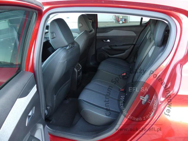 9 - PEUGEOT  308 ALLURE PACK 1.2 PURETECH  2022r.