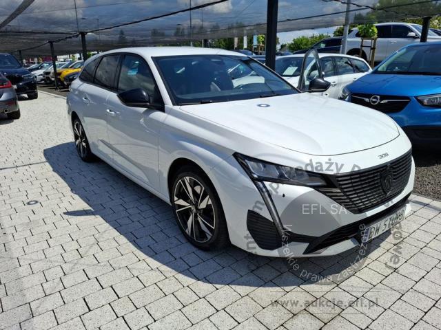 7 - Peugeot  308  2022r. DW5TU98 Pojazd znajduje się w firmie AACAR sp. z o.o. Kasztanowa 5, 32-400 Jawornik