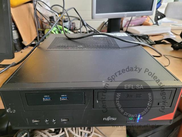 1 - Komputer stacjonarny Fujitsu E520 E85 + monitor Fujitsu